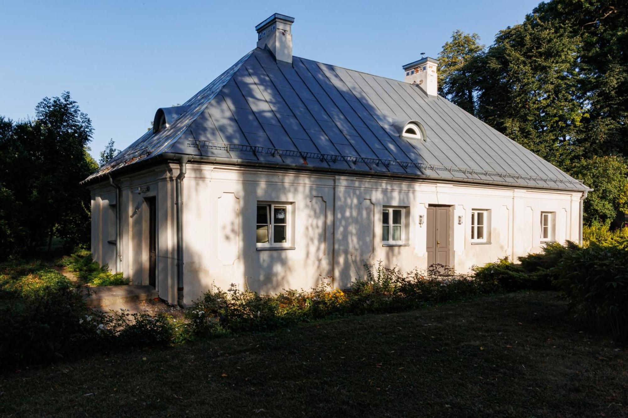 Zamosc Dwor Udrycze Apartment Luaran gambar