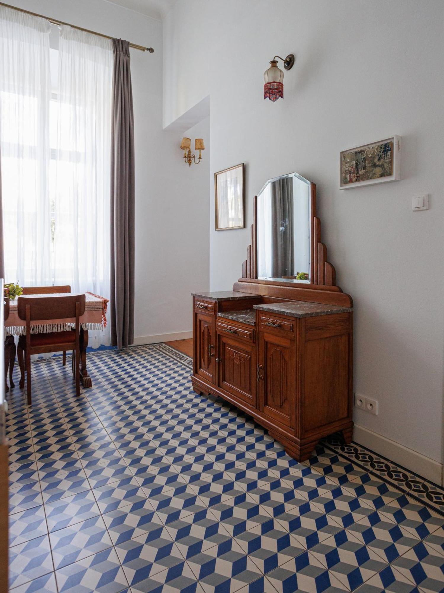 Zamosc Dwor Udrycze Apartment Luaran gambar