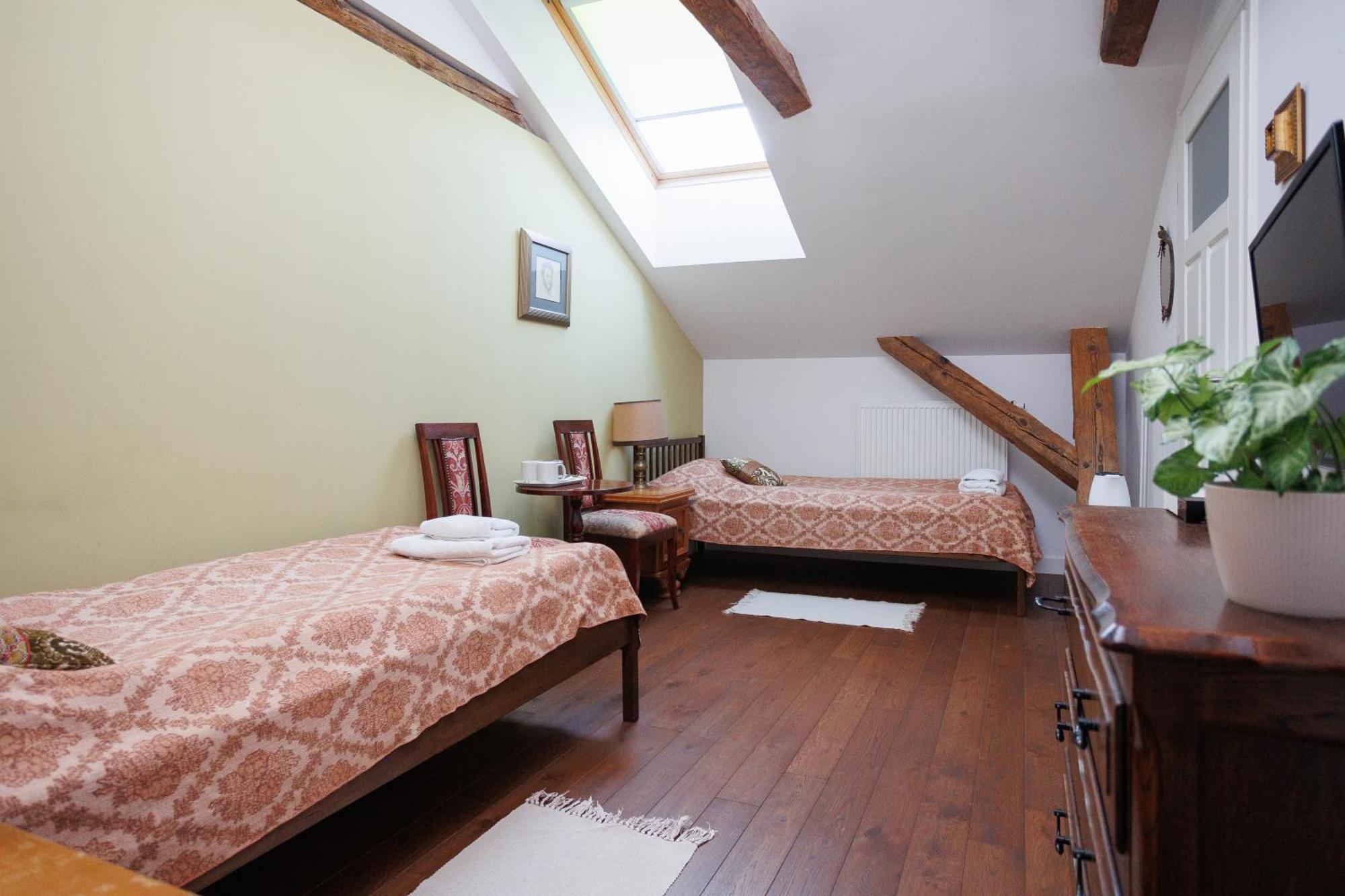 Zamosc Dwor Udrycze Apartment Luaran gambar